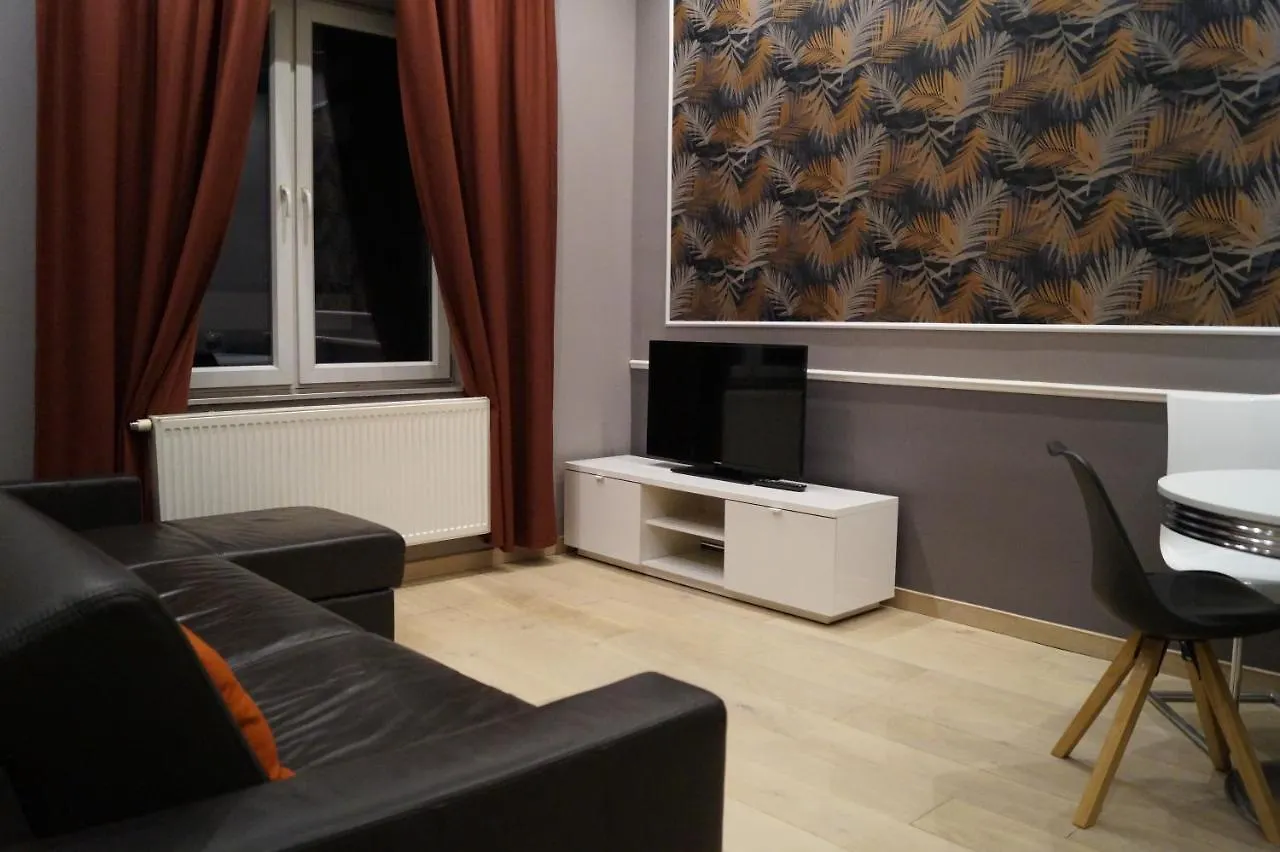Classy Apartment At European Quarter 2 Brussel België